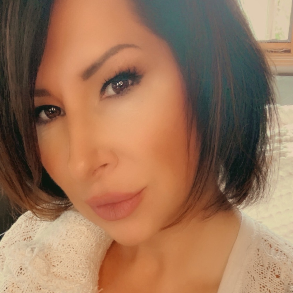 Meet your Posher, Tina